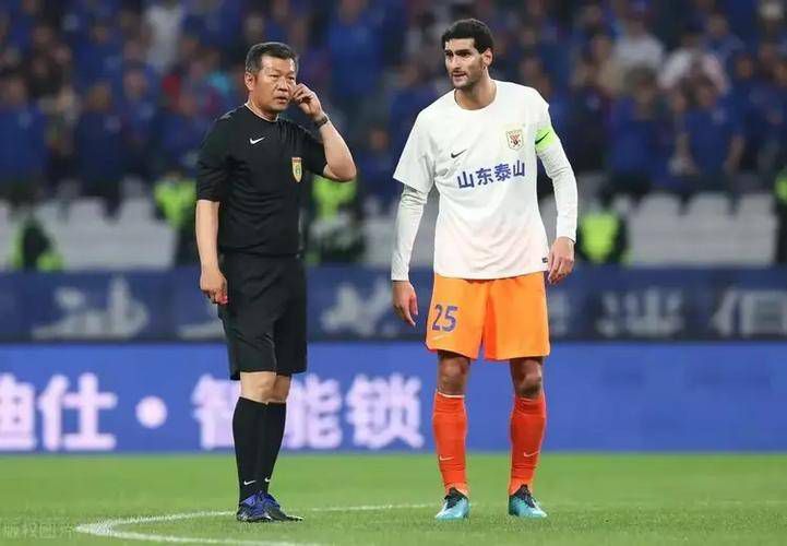 万一若干年后，他行将就木，也需要回春丹续命的时候，没办法亲自参加拍卖会，也就意味着，有再多钱都没有得到回春丹的机会。